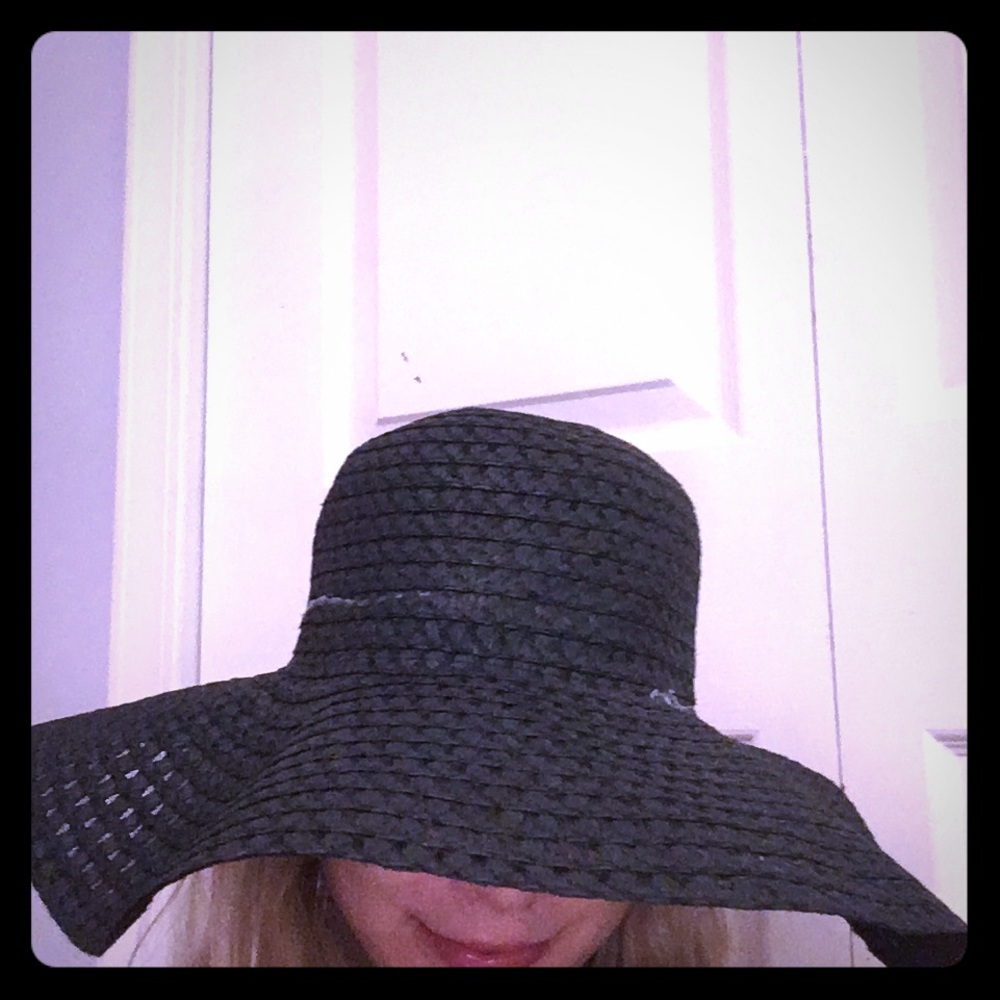 Beach hat